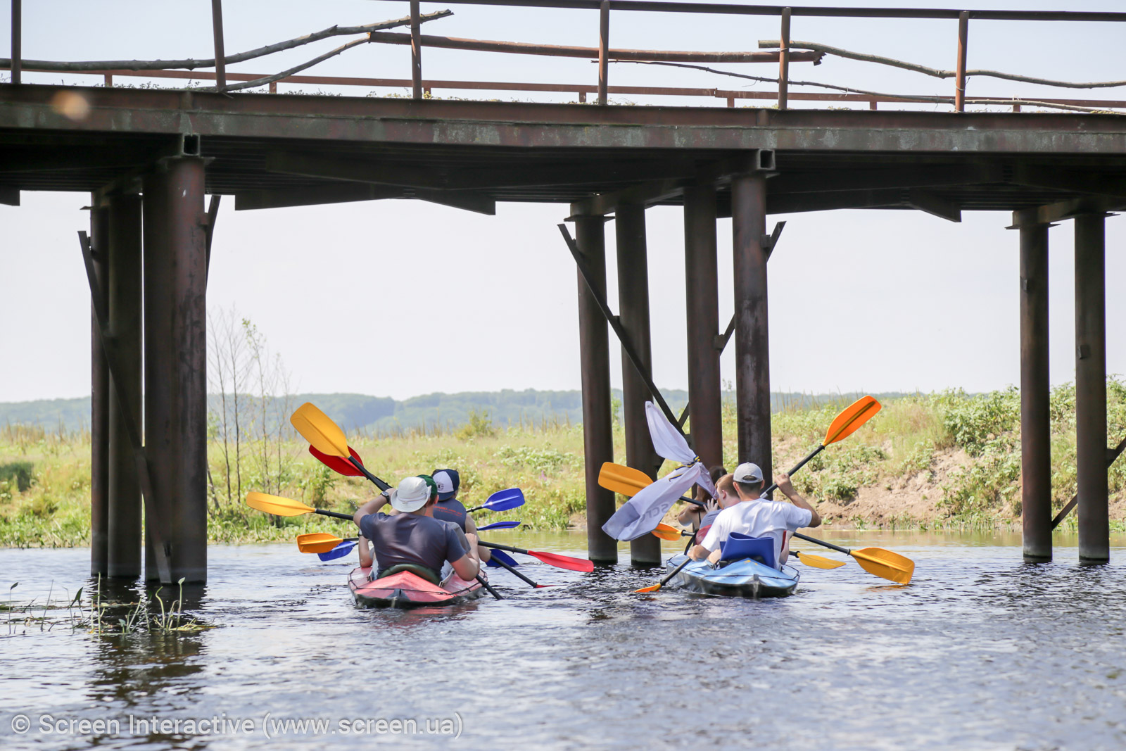 Screen Interactive kayaking on the Vorskla