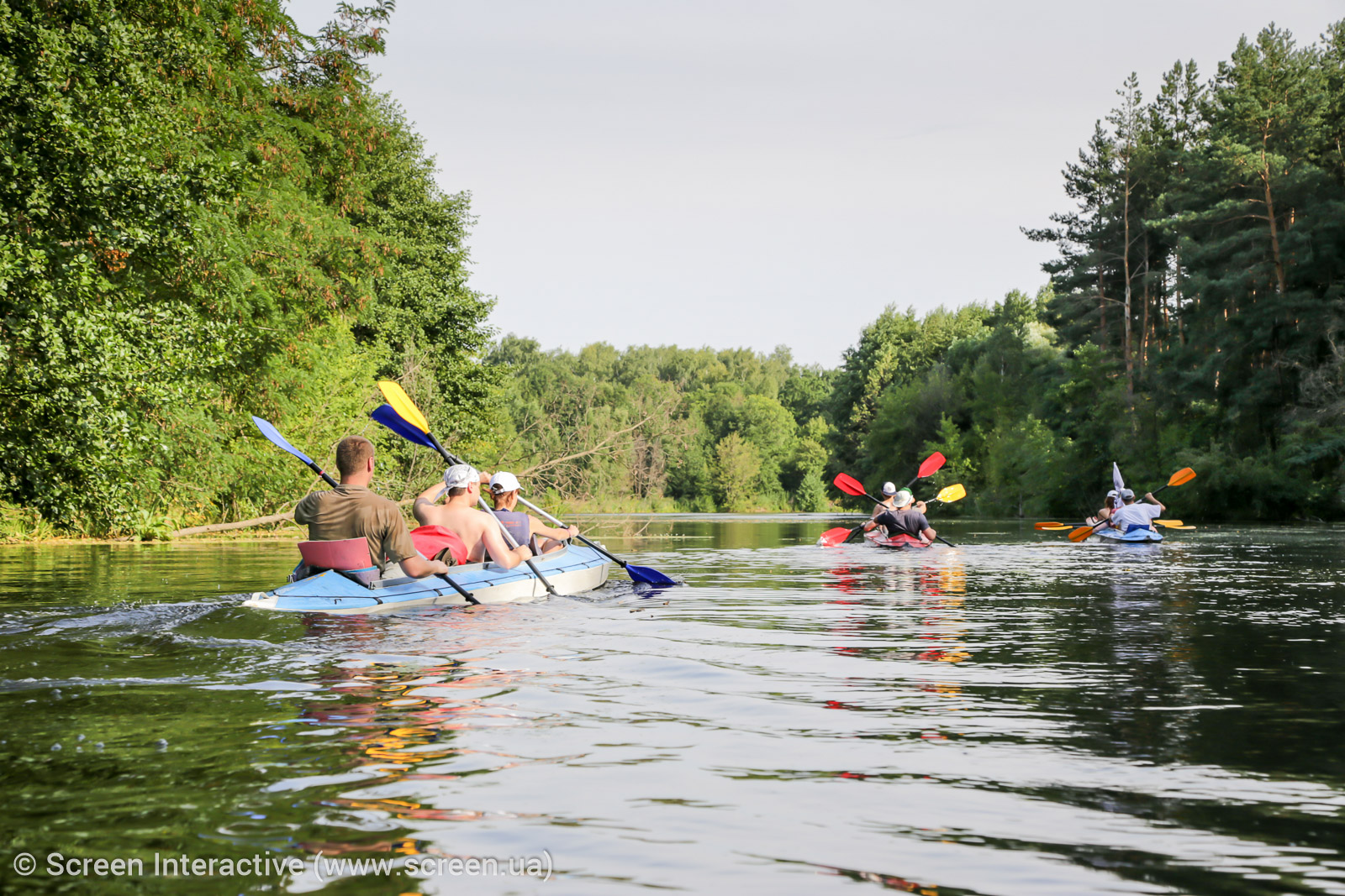 Screen Interactive kayaking on the Vorskla river